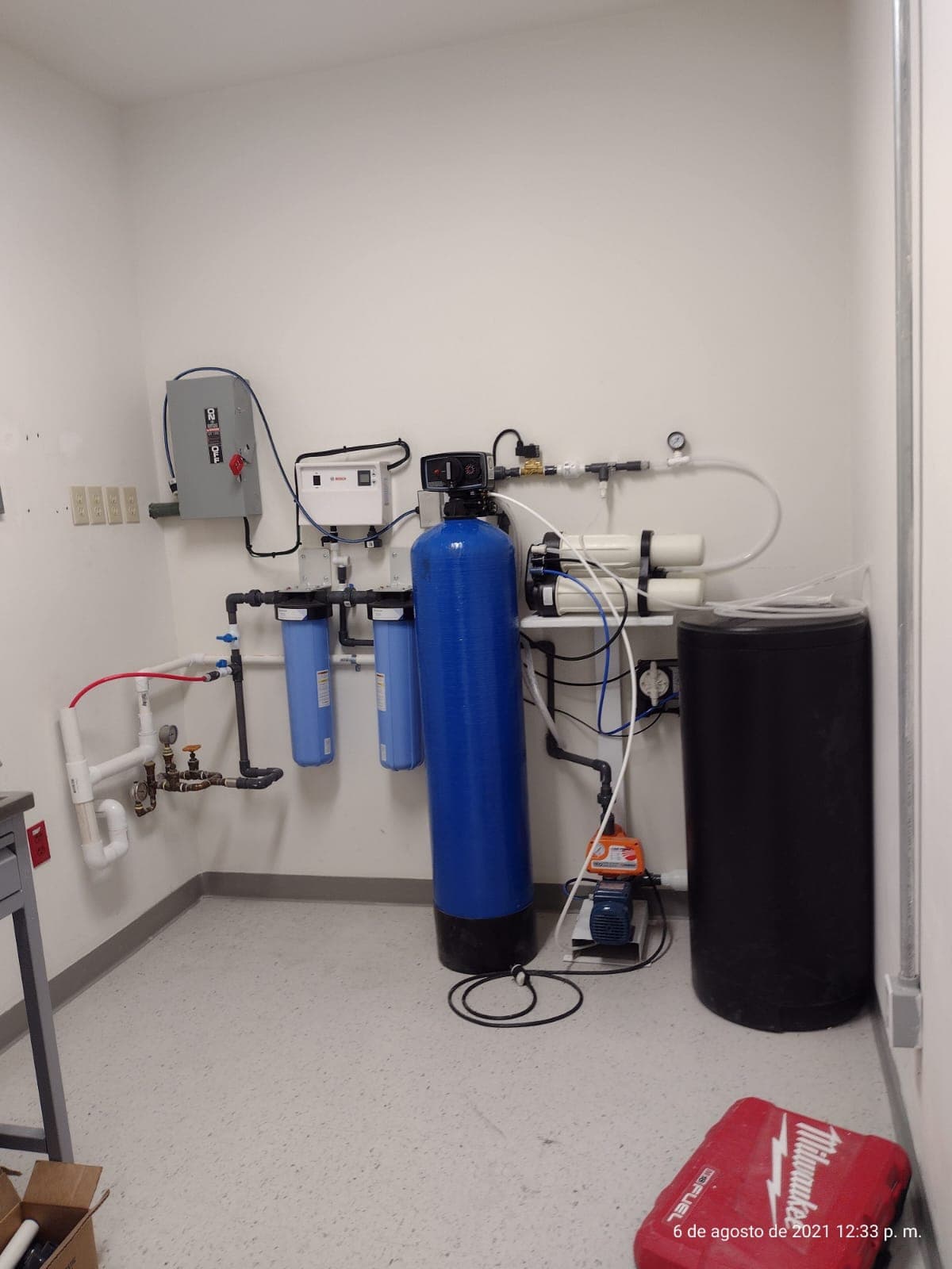 Sistema de tratamiento y purificación de agua